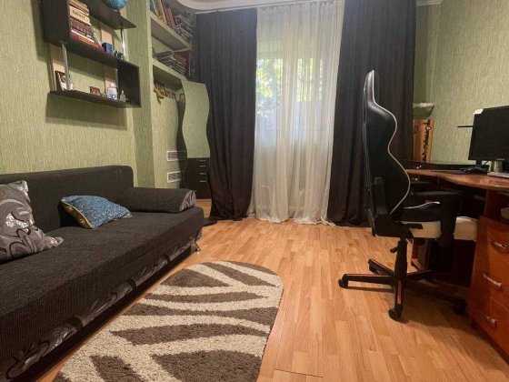 Продам 2 кв рн Новобаварский ул Перовская