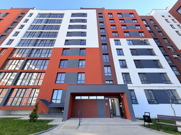 Продаж  3-кімнатної квартири в ЖК «Перший квартал» (с. Липини) - фото 1