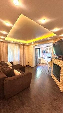Продам 4-х комнатную квартиру левый берег Богомаза 188г - фото 1
