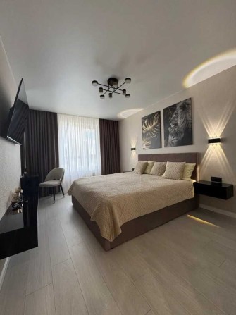 Продам 2к кв ж/к Брама 2 Співдружності вул. 7 Ремонт Новострой Безнал - фото 1