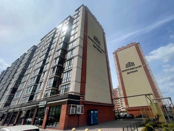 Продам 2-к квартиру (73м2, начат ремонт) в ЖК Днепровская Брама 1 Слобожанское