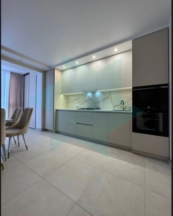 Продам 2к. квартиру ЖК Днепровская Брама Слобожанский - фото 1