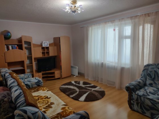 Продам 1-кімнатну квартиру з ремонтом Синельниково