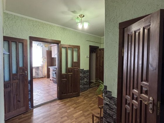 Продам 3-х кімнатну квартиру Заречаны