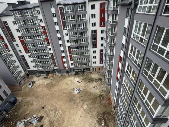 Трикімнатна квартира Вовчинець