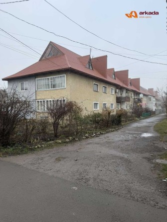 Продаж квартири з ремонтом на власною ділянкою - фото 1