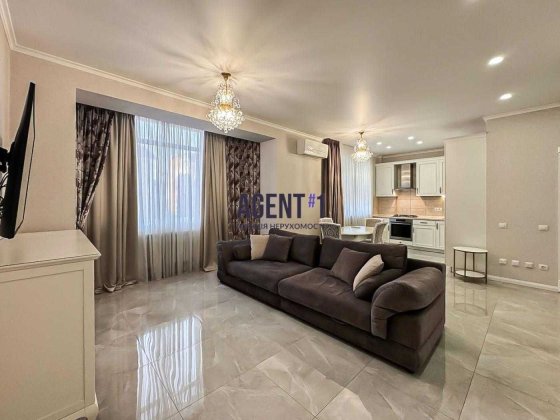Продаж  3-кімн. квартири  ЖК Family вул. Валовня 14/2  с. Гатне  2/5 пов. Гатне