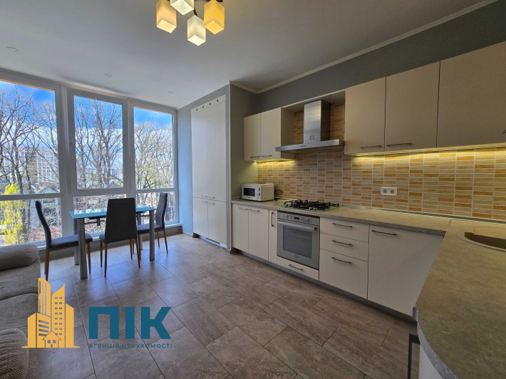Без %! Простора 2к квартира з повним ремонтом (70 м²) в ЖК Закритого типу — формат «Заїжай та живи»  - фото 1
