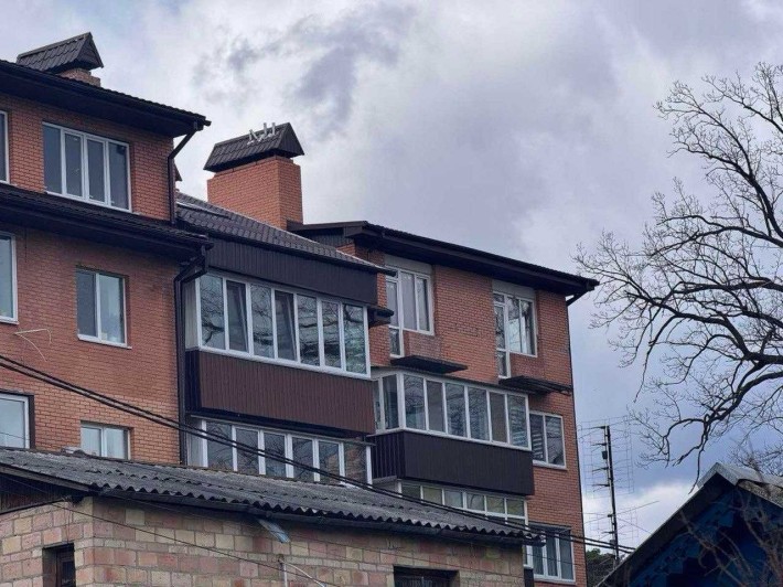 Продам 3-х кімн.кв-ру 94 кв.м,Ворзель,вул.Декабристів 10 (58550$) - фото 1