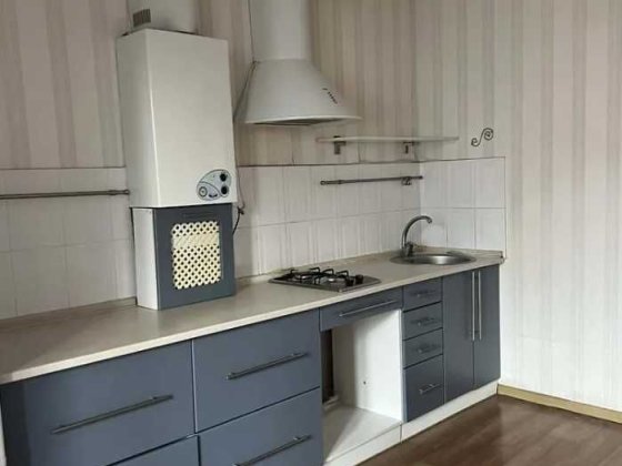 Продаж затишної 1к квартири з ремонтом.Можливо під сертифікат.