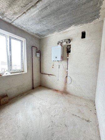 Продаж однокімнатної квартири з газовим опаленням біля лісу - фото 1
