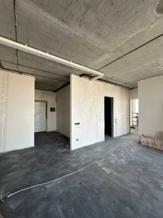 Продам 2к.квартиру Жк Atria city з часткоаим ремонтом - фото 1