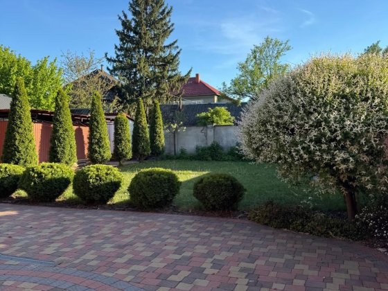 Здається в оренду сучасний  Будинок  у місті Мукачеве Мукачево