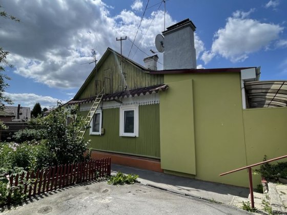 Однокімнатна частина будинку Ровно