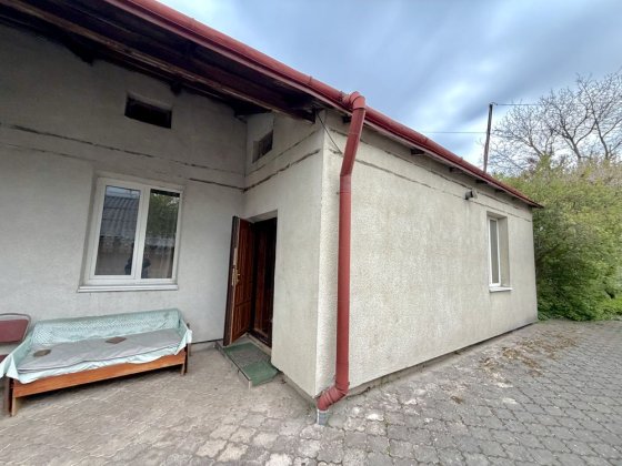 Оренда 2-кімнатний окремий будинок м. Львів, вул. Шевченка, 243  приватний сектор Львов