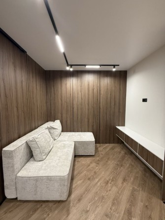 Продаж 2 кімнатноі квартири 43 м2 генератор,підземн паркінг Липки Соф - фото 1
