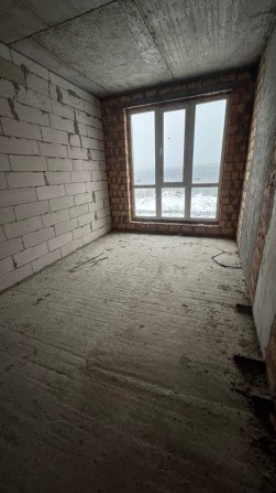 ПРОДАМ 1к квартиру без ремонту є газ крита парковка та сонячні панелі - фото 1