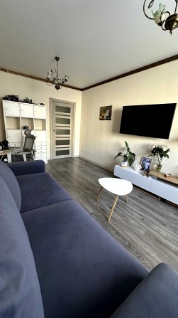 Продам 2 кімнатну квартиру - фото 1