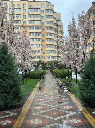 БЕЗ КОМІСІЇ! 1-к квартира на КОМФОРТНОМУ 2-му поверсі в ЖК Київський маєток (Бишівська 22) - фото 1