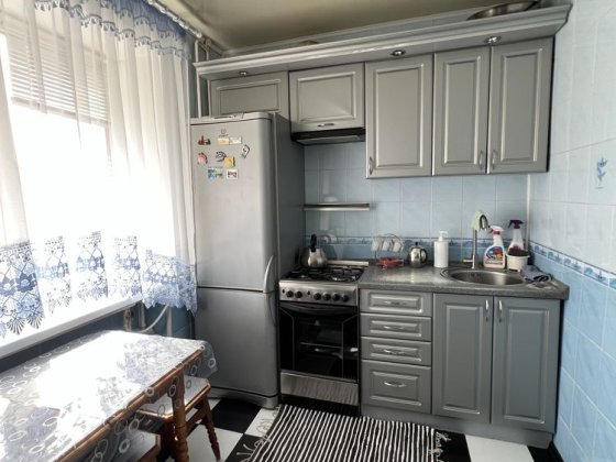 Продам СУПЕР 2х кімнатну квартиру зі своїм опаленням в центрі Узин