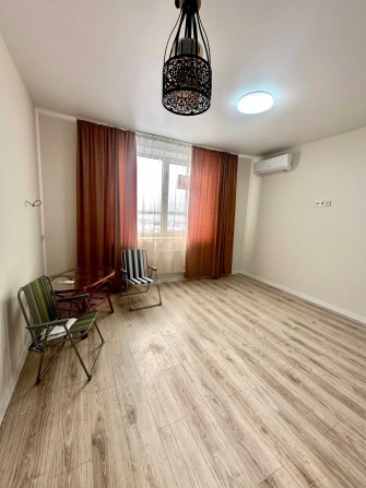 Продам 1-кімнатну квартиру студію ЖК У-Квартал - фото 1