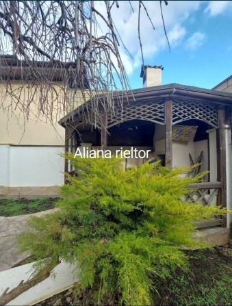 Оренда будинку 350 м²  Чубаївка | 3 спальні, генератор, двір - фото 1
