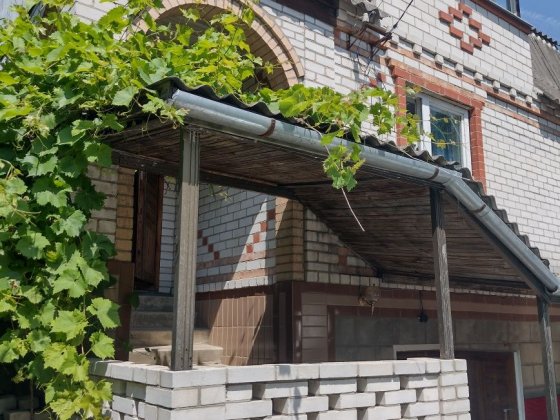 Дача  Будинок Дом аренда с октября .Плюты  Конча Заспа с удобствами Плюты