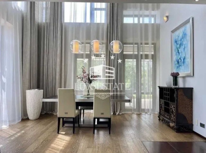 Оренда будинку 550м²   ділянка 25 соток  у КМ Старі Безрадичі - фото 1