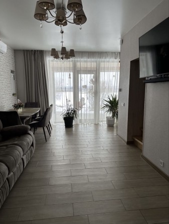 Аренда дома  3 спальни , 100м2 . Басейн , Безлюдовка  , 5 км от Харькова - фото 1