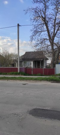 Здаєть 2х кімнатний будинок у смт.Віньківці - фото 1