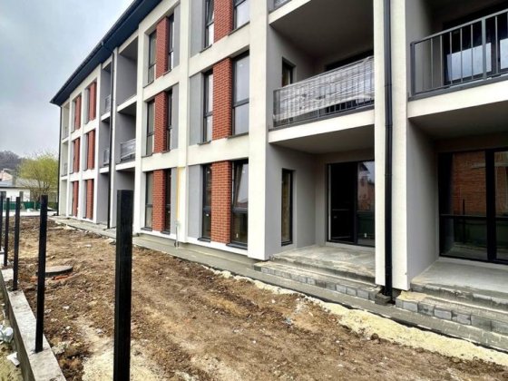 2 кімн квартира 70 м2 1 пов Винники Львів дворик тераса новобудова Винники
