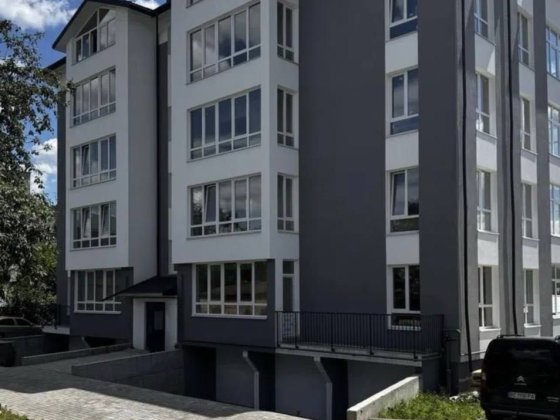 Продаж просторої 2 рівневої квартири Винники вул Крип'кевича Винники