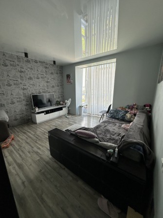 Продаж 1-кім. квартири з ремонтом новобудова в. Хмельницького - фото 1