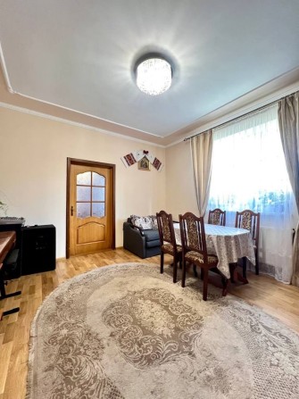 3 кім квартира 76 м2 велика з ремонтом 1 пов будинок Зимна Вода Львів - фото 1