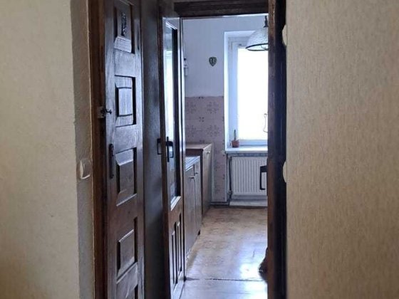 Продаж 2-кімнатної квартири в самому центрі Сокаля (вул. Міцкевича) Сокаль