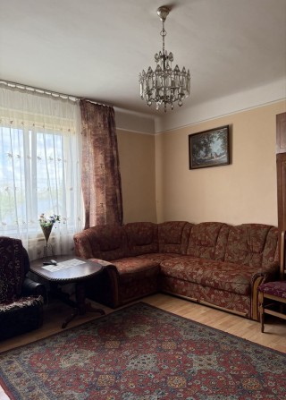 Продаж 2-ох кімнатної квартири у м. Жовква - фото 1