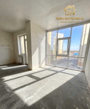 Продам 3 комнатную квартиру  в ЖК 5 Жемчужина - фото 1