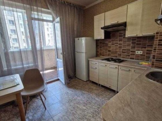 У продажу однокімнатна квартира з ремонтом в новобудові на Таїрова, ЖК «Райдужний» Лиманка
