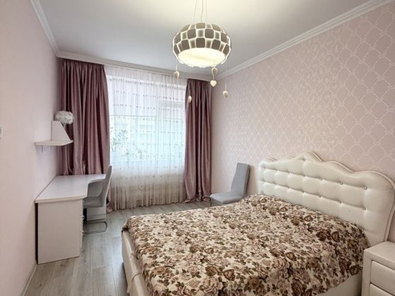 3-комн 100 м2. 2 этаж 15 Жемчужина кадорр Таирово Євідновлення Лиманка
