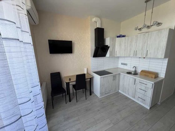 Продам квартиру - студію з терасою в ЖК "Смарт Сіті" на вул. Бочарова Крижанівка