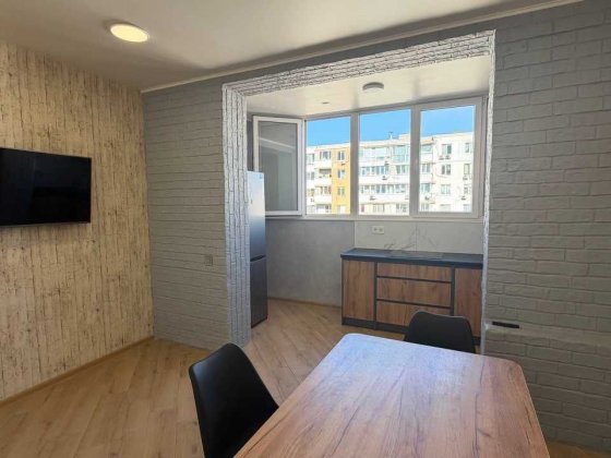 Продам 2 кім. квартиру в ЖК Радужний Лиманка