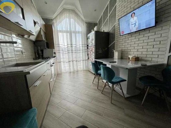 Продам 3 кімнатну квартиру в ЖК Якоря на вул. Бочарова Крижанівка