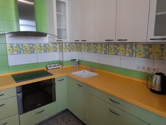 Продам 2х.комнатную в Радужном можно под программы! Цена 1 комнатной. Лиманка