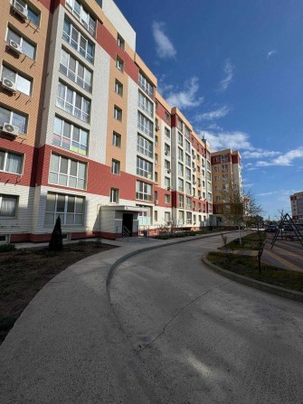 ПРОДАМ 1К Панорама Лоджия ЖК Розенталь Дом Сдан - фото 1