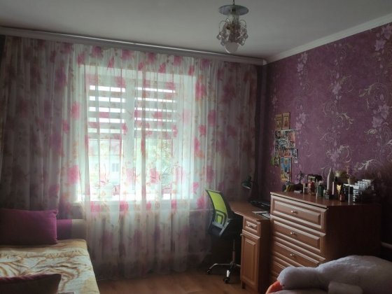 Продам 3 кімнатну квартиру Кролевець