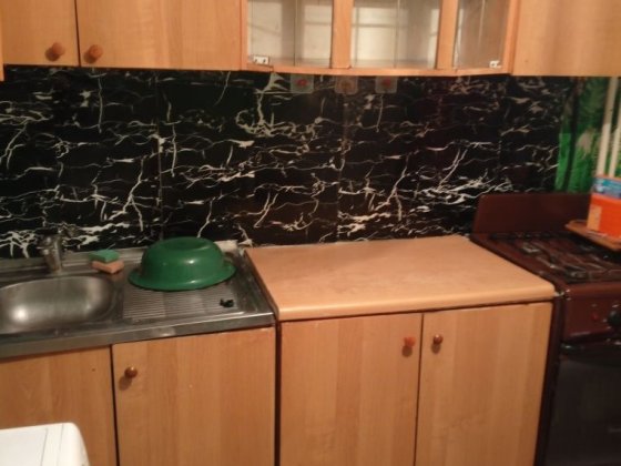 Продам квартиру 2 кімнатну в центрі міста Кролевець