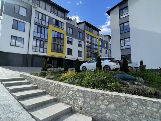 Продаж 3 кім з терасою вул. Шептицького Петриків Петриков