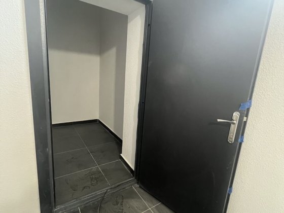 Кладова на 3/4 поверсі в 1 підʼїзді в ЖК «Кольоровий» Гаи-Гречинские