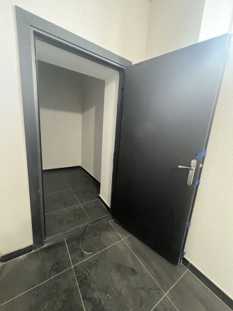 Кладова на 3/4 поверсі в 1 підʼїзді в ЖК «Кольоровий» - фото 1