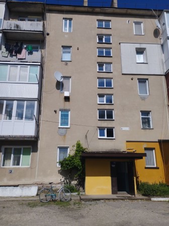 Продаю 1 кімнатну квартиру.смт Микулинці - фото 1